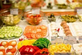 National فندق 3*