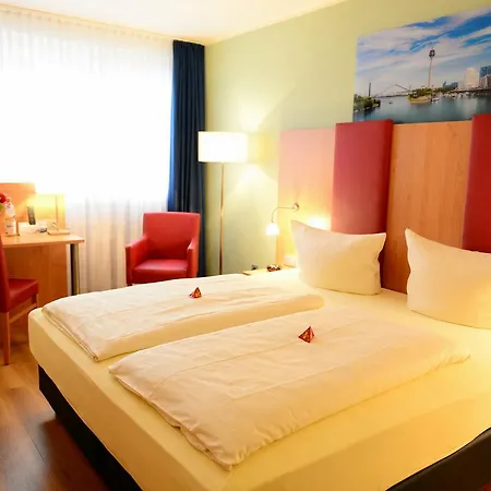 فندق National 3*