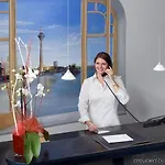 מלון National