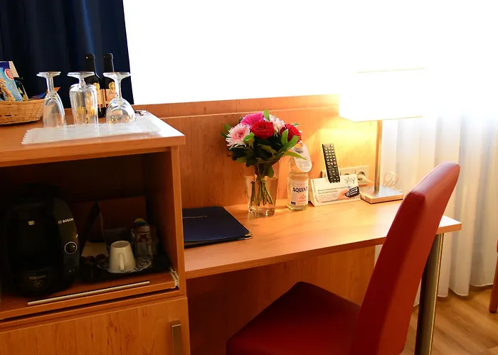 National 3* 杜塞尔多夫