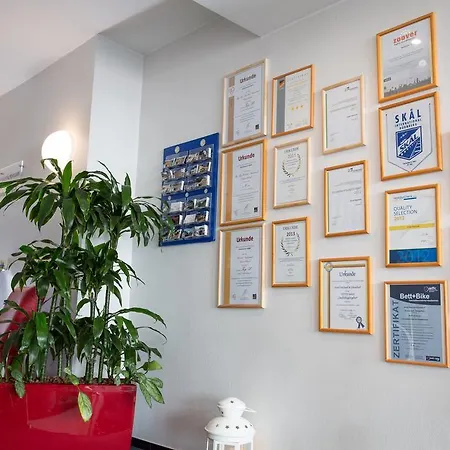 National Ξενοδοχείο Ντίσελντορφ