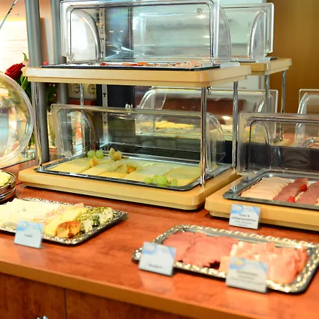 National Ξενοδοχείο 3*