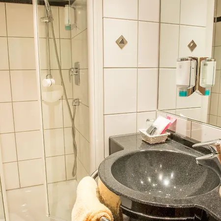 National Ξενοδοχείο 3*