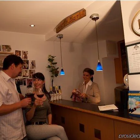 National Ξενοδοχείο